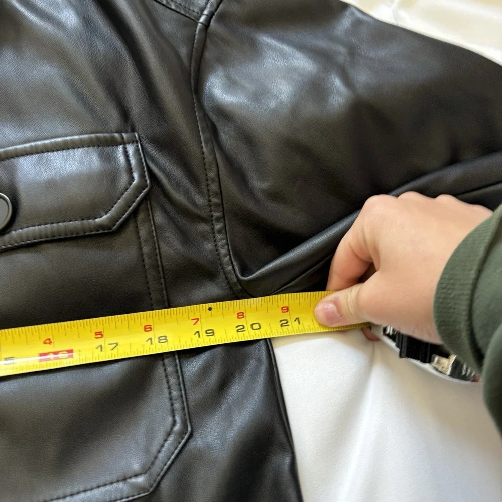 Womens XL Faux Leather Cropped‎ Black Jacket Quiet Luxury Preppy Biker Grunge